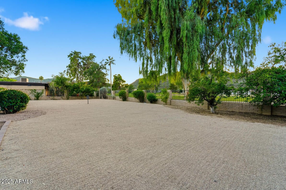 722 W MOON VALLEY DR, Phoenix, AZ 85023