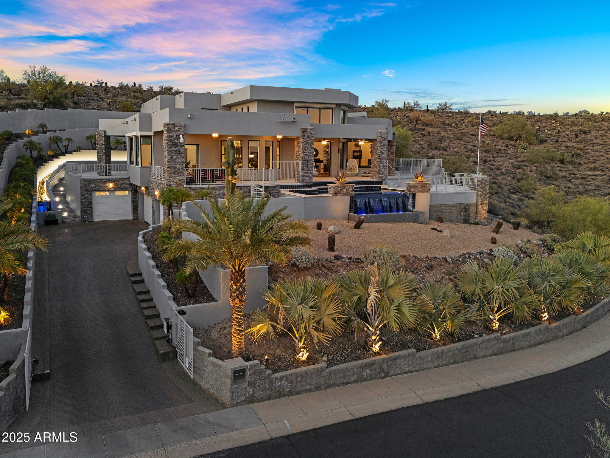 13209 N 17TH PL, Phoenix, AZ 85022