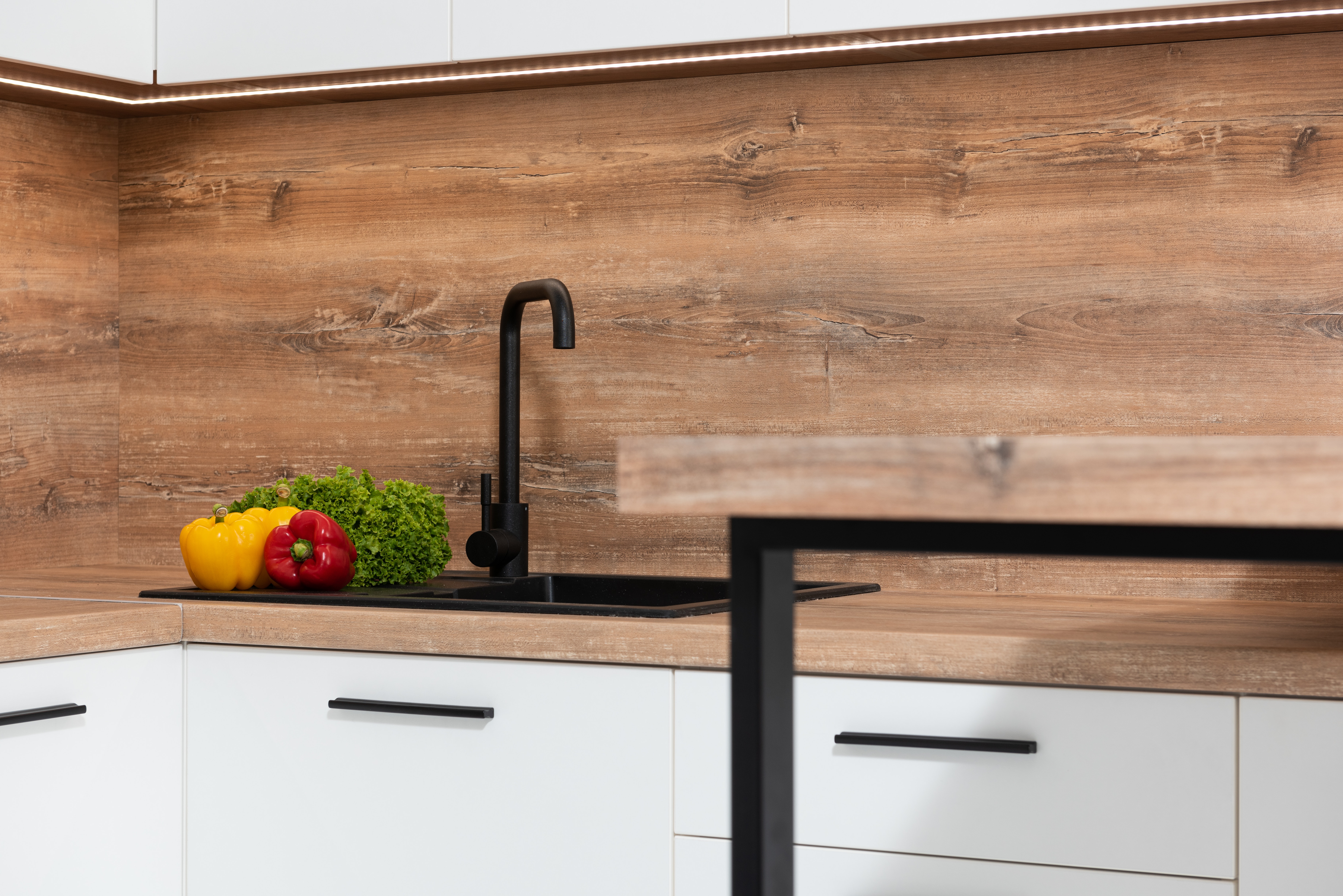 A Home Stager Shares 5 Hot Trends She’s Watching for 2023 header image.