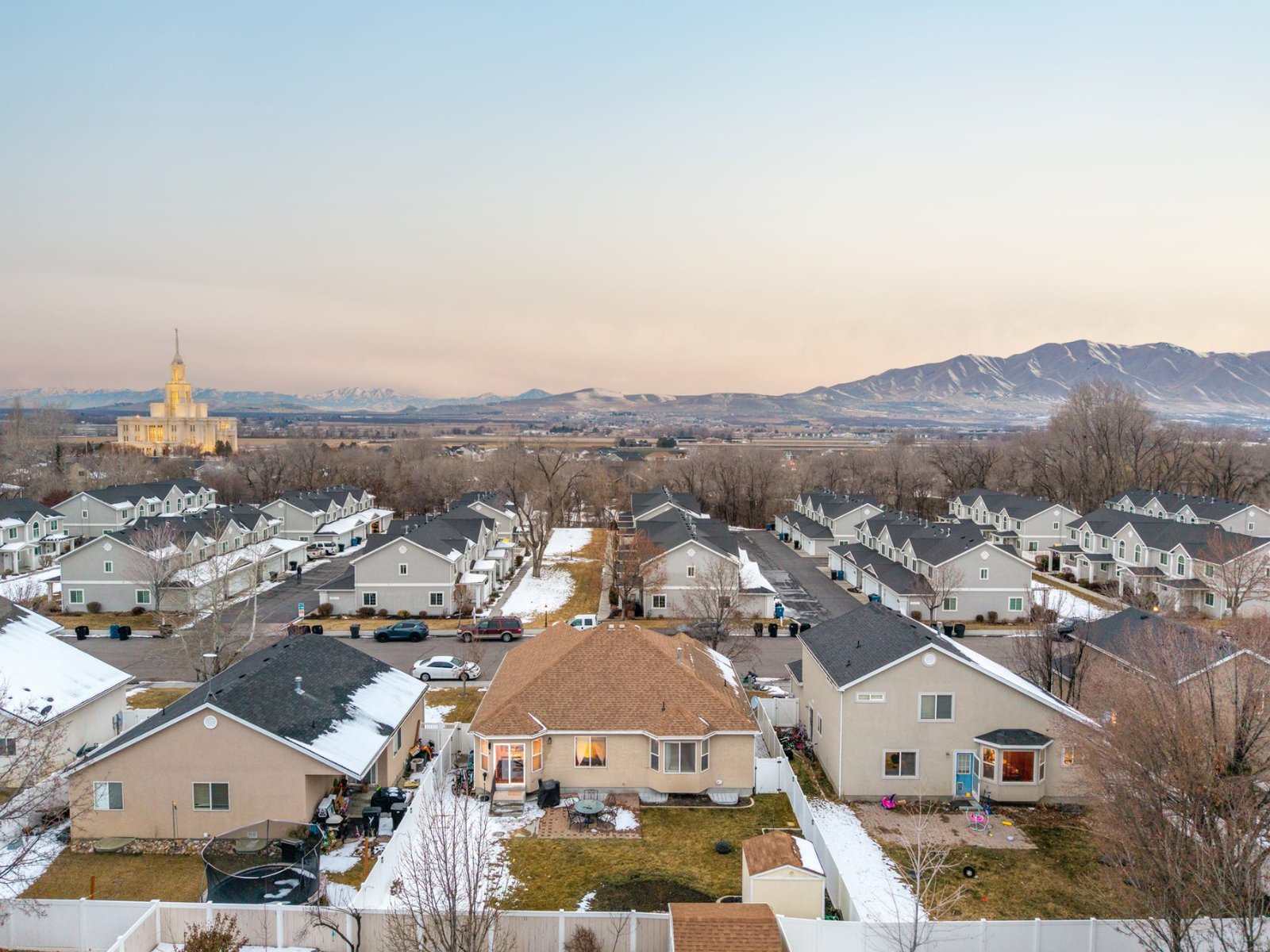 The Neighborhood Wishlist: 3 Things to Consider header image.