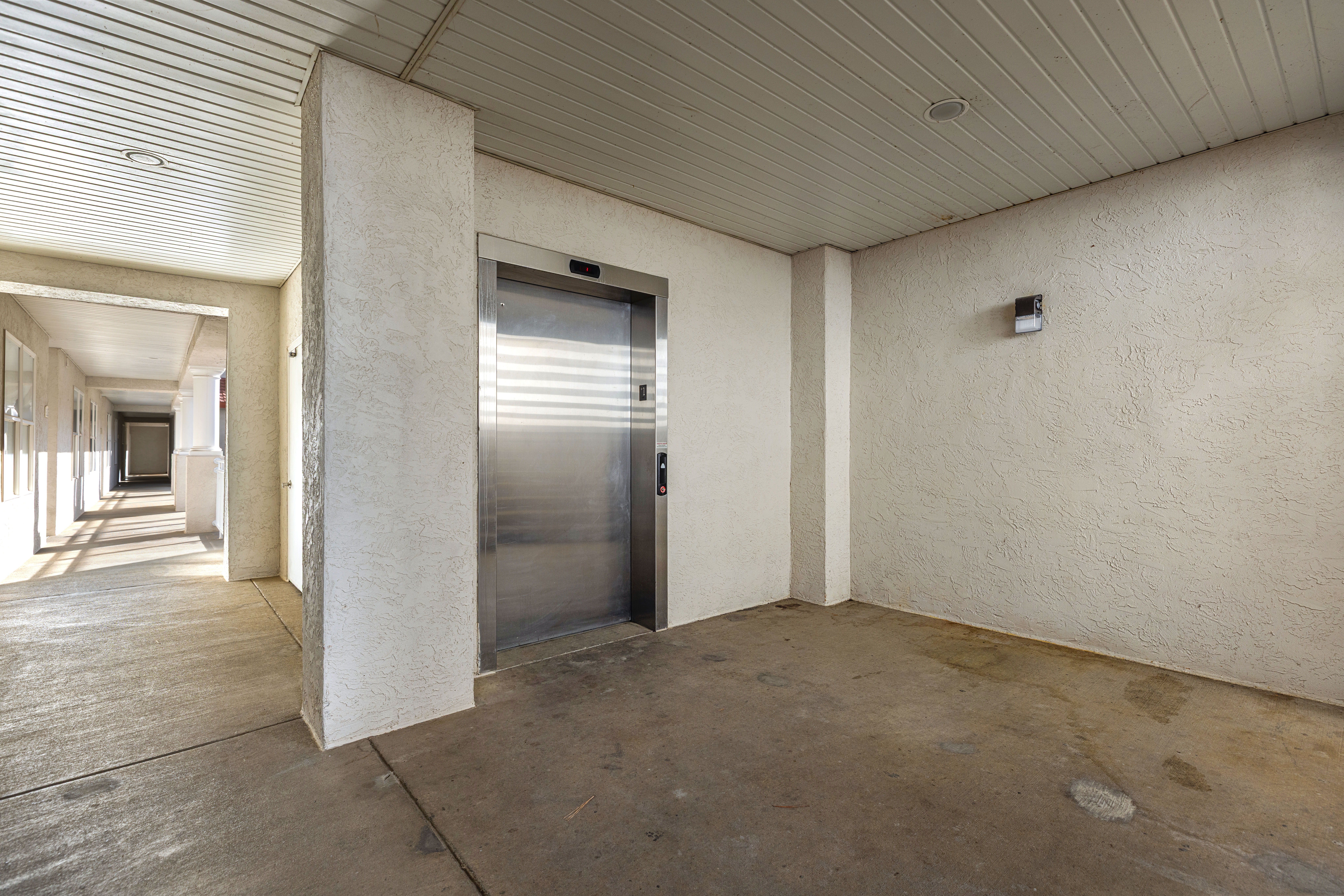 Majestic Pointe Elevator