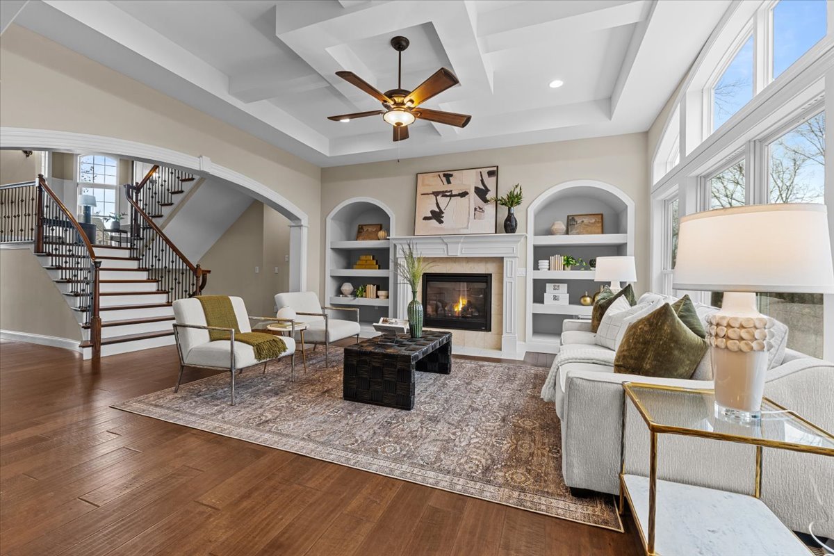 Real Estate's Best-Kept Secret: Off-Market Homes header image.