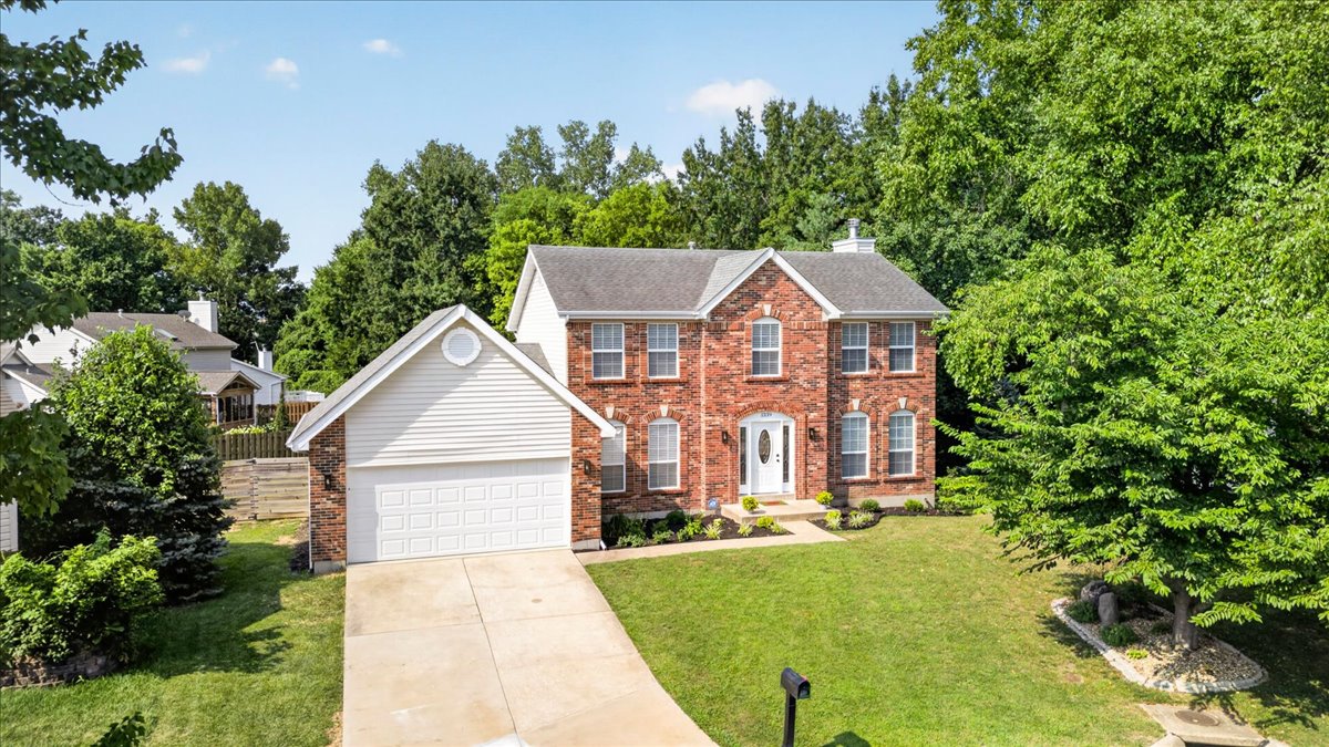 A St. Peters Home That Leaves Nothing on the To-Do List: 1339 Magnolia Manor Court header image.