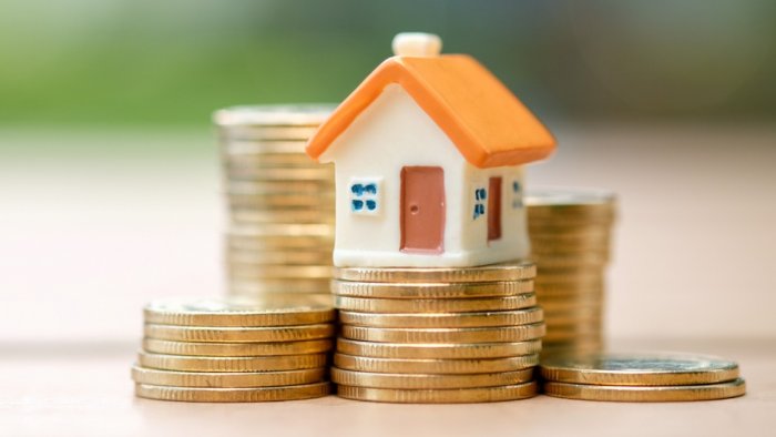 Why Pricing Your Home Right Matters More Than Ever header image.