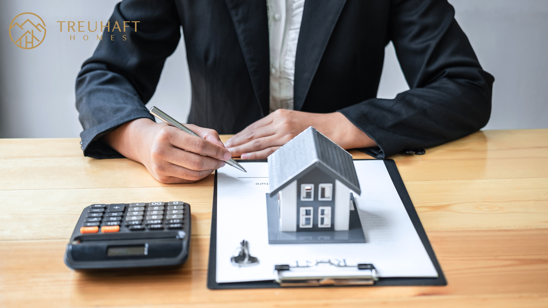 How an Agent Helps Market Your House header image.