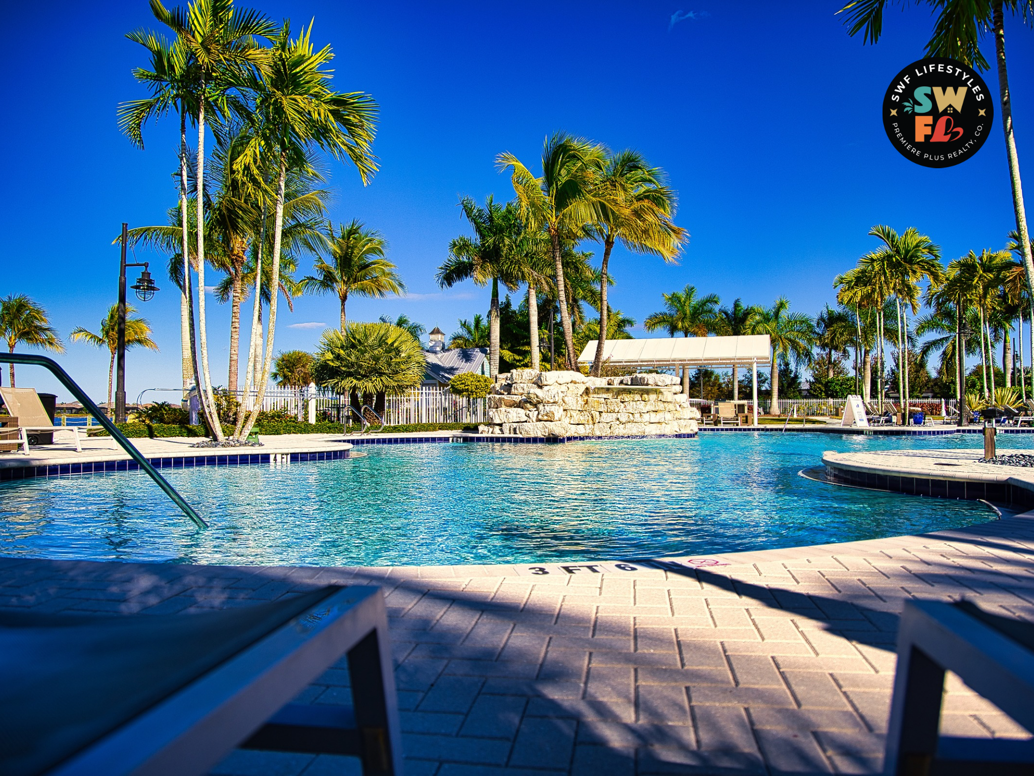 Florida community pool 