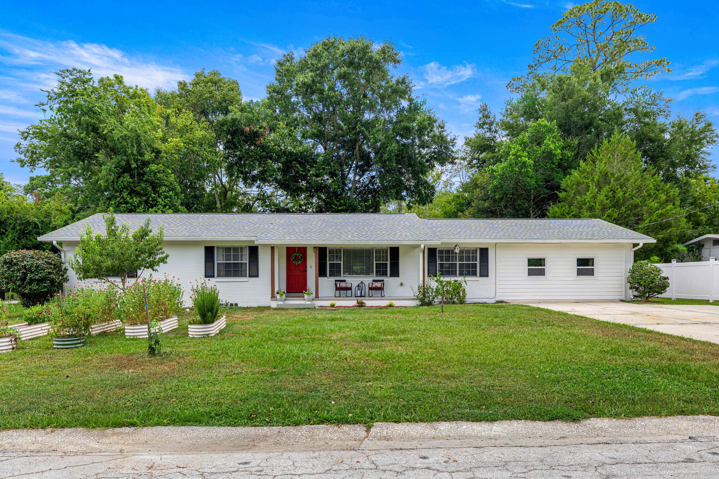 Interior of 4-bedroom, 2-bath home at 912 NE 17th Court in Ocala FL featuring comfortable and flexible living space