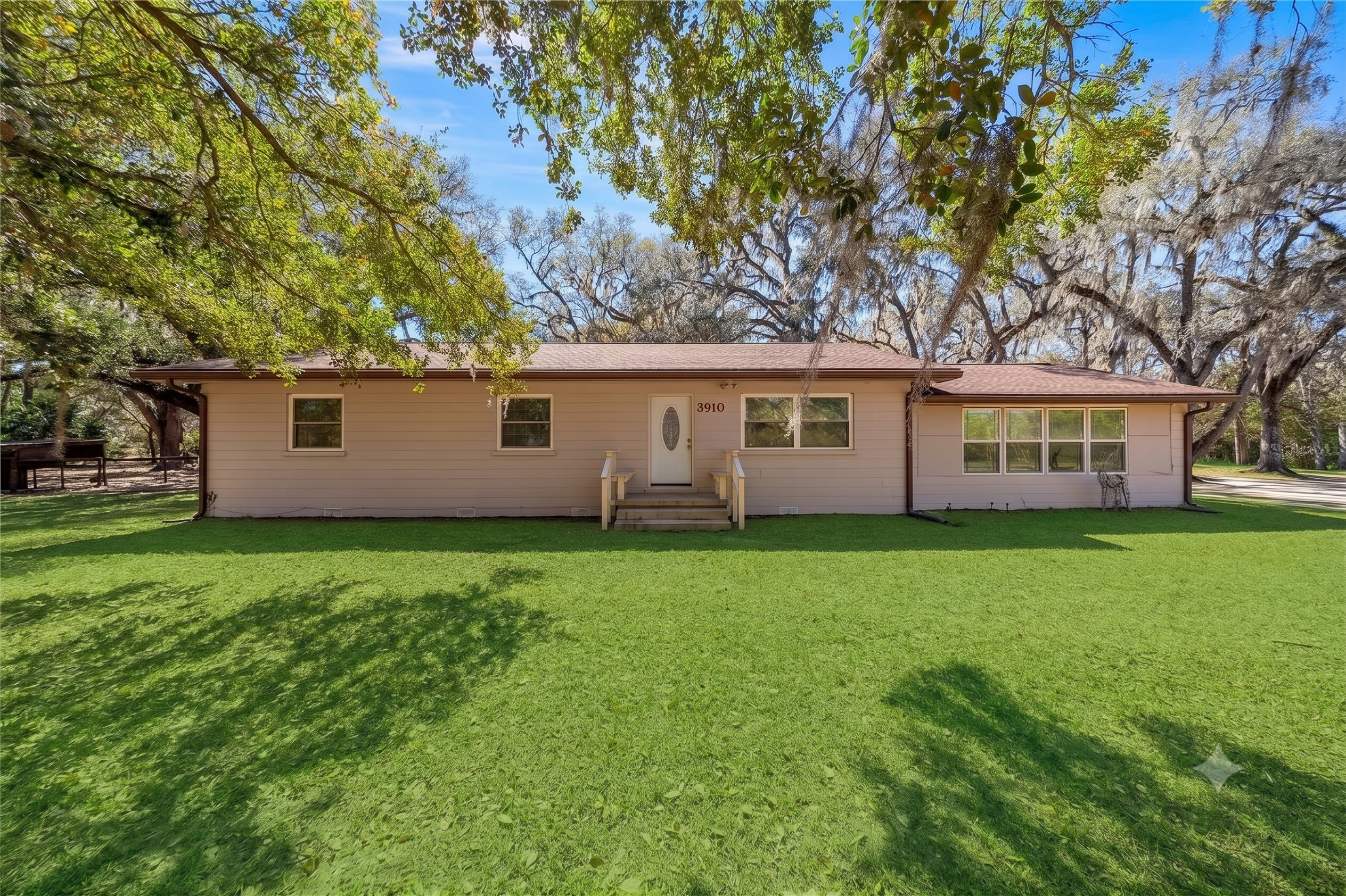 3-acre property at 3910 SE 52nd St in Ocala FL with fenced and cross-fenced land