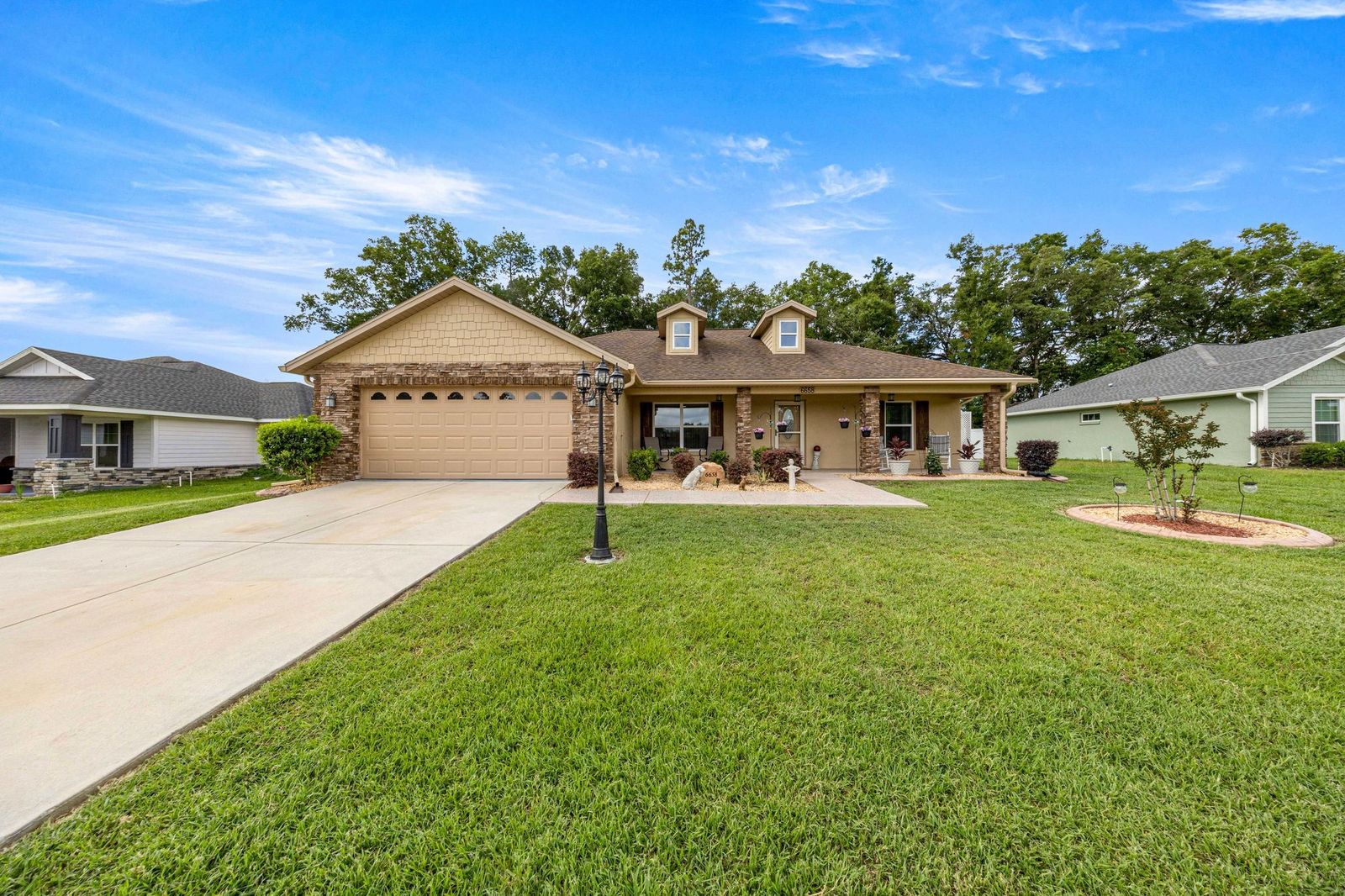 Interior of 6658 SW 109th Ln Ocala FL home featuring bright living space and comfortable layout