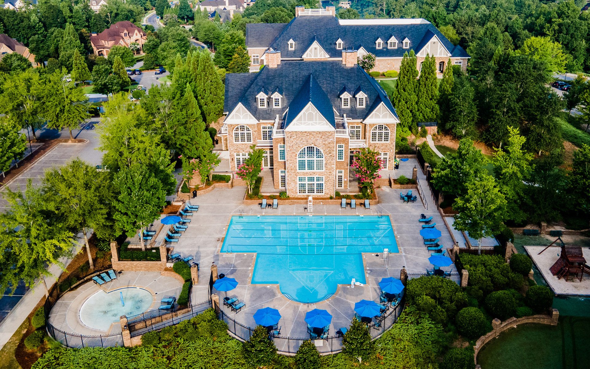 The Cottages at the Manor