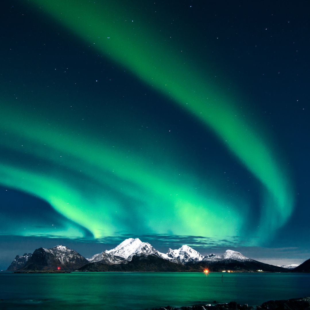 4 Things You Can Do To Increase Your Chances of Seeing the Northern Lights header image.