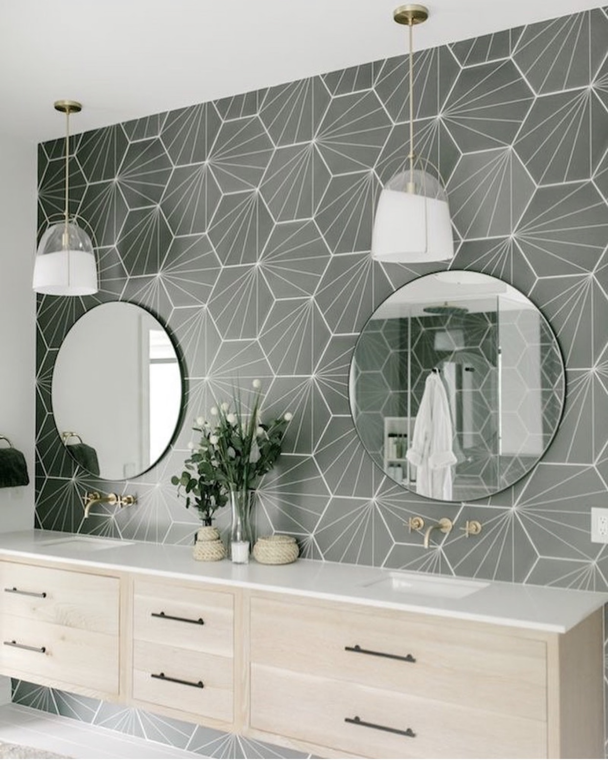 How To Create The Most Demand When Listing Your House header image.