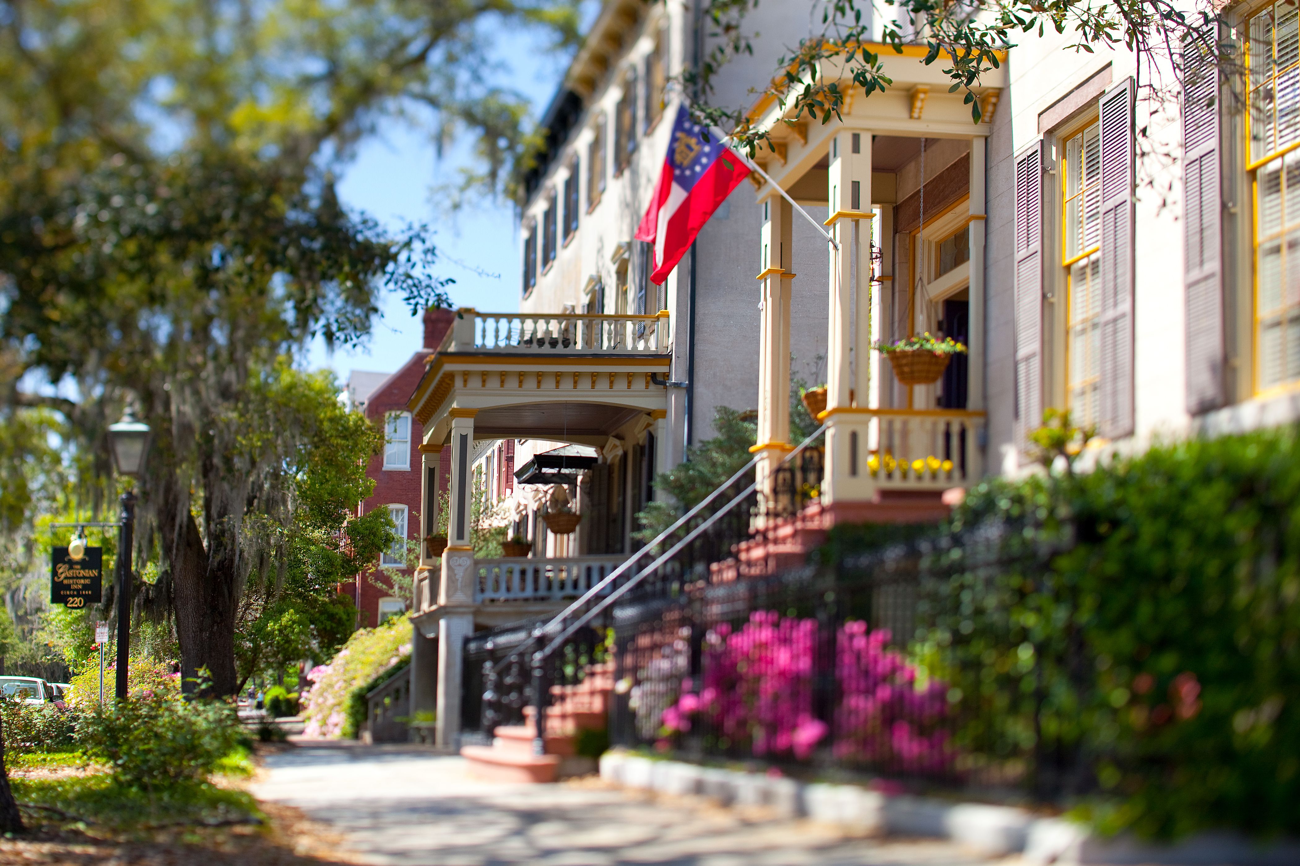 Unlocking the Hidden Gems of the Hostess City for New Residents header image.