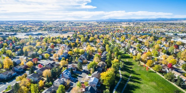 Is Aurora, Ontario Right For You? header image.