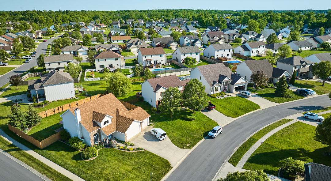 Top 5 Neighborhoods to Live in Maui header image.