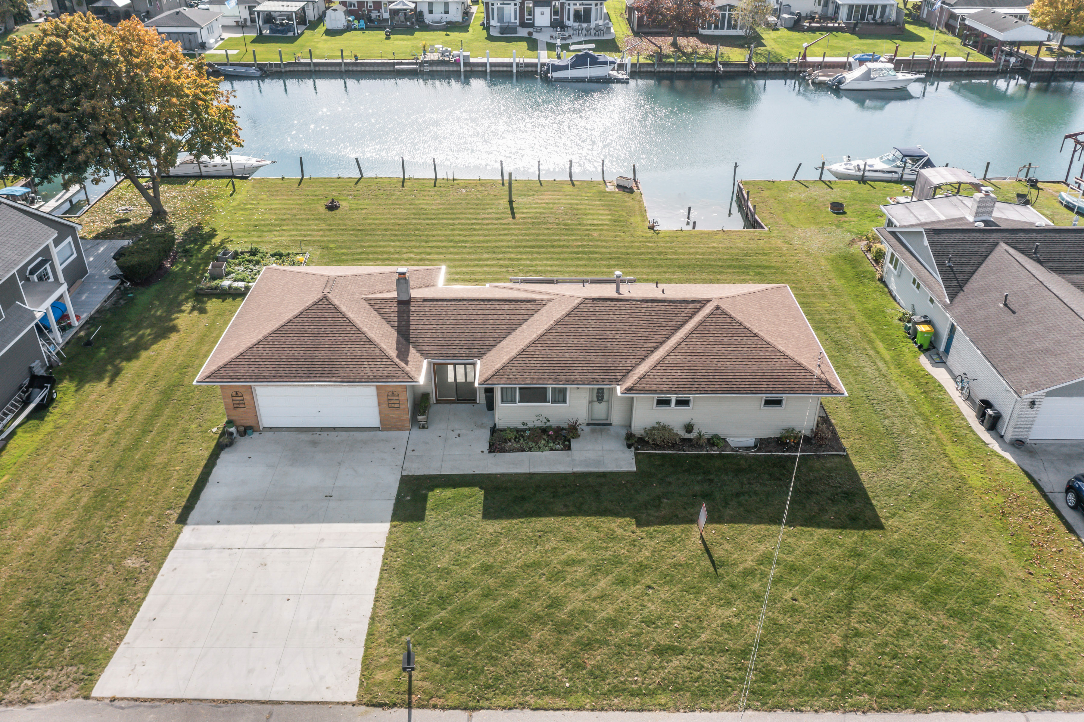 7221 Bluebill St, Clay Twp, MI 48001 header image.