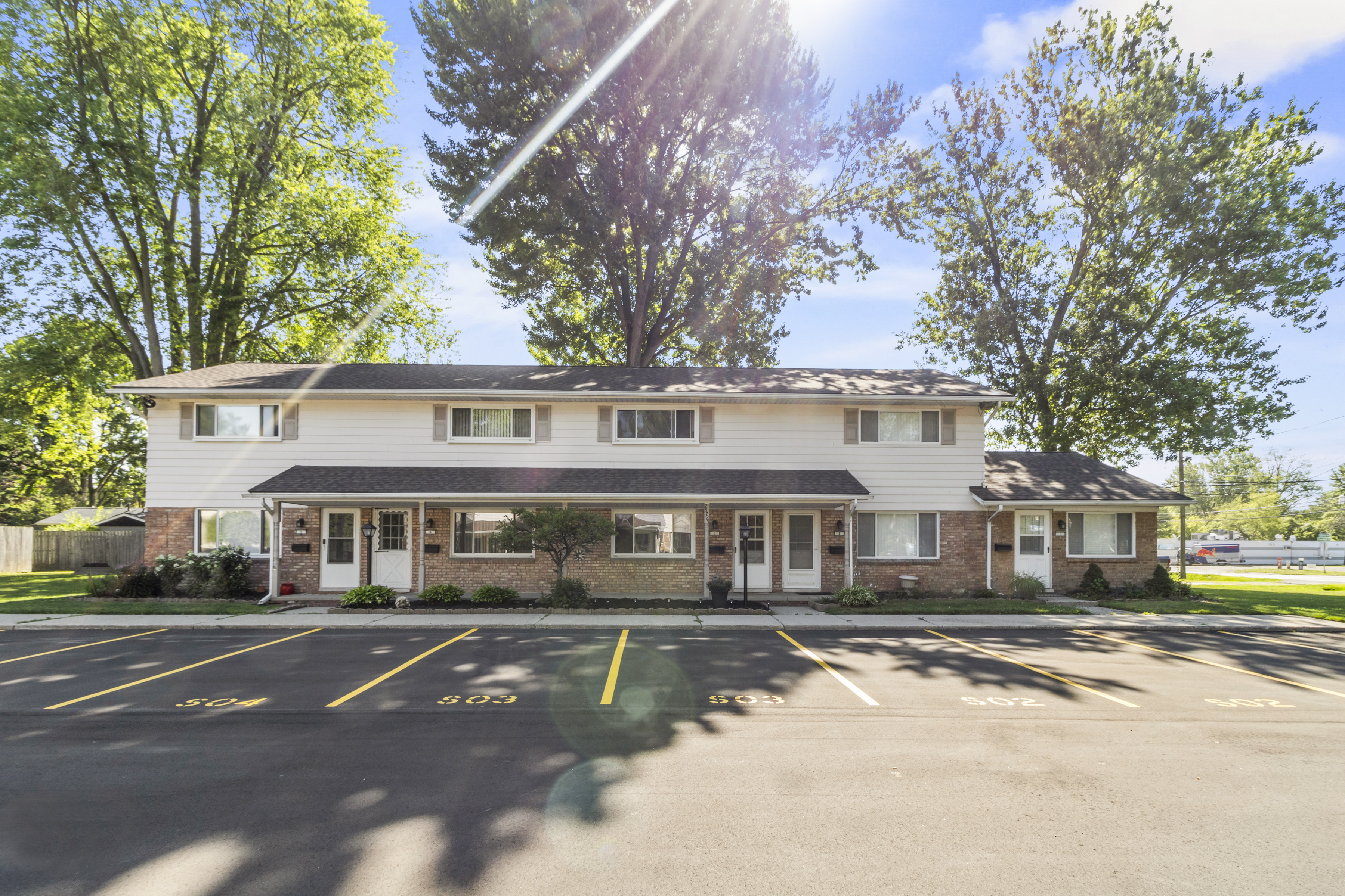 25725 S River Rd, Harrison Twp, MI 48045 header image.