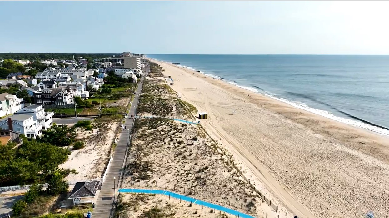 The Complete Guide to Buying a Home in Coastal Delaware header image.