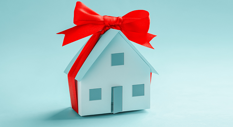 Your House Could Be the #1 Item on a Homebuyer’s Wish List During the Holidays header image.