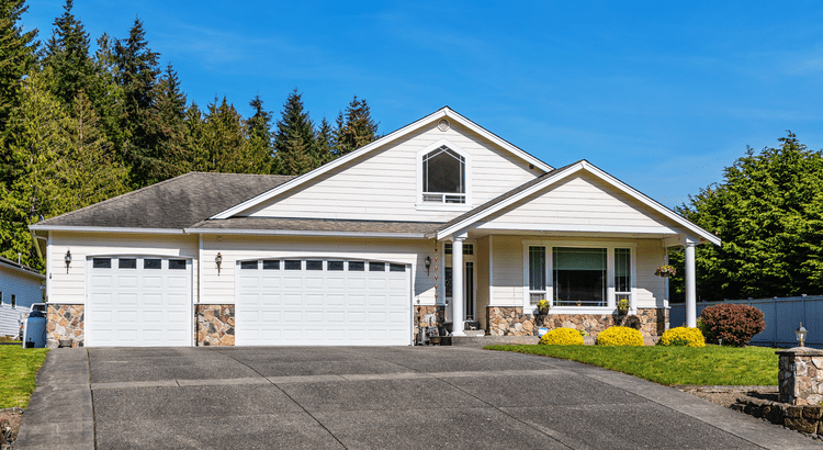 3 Reasons To Buy a Home This Summer header image.