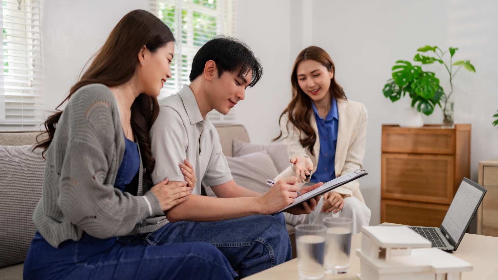 New Homeowner Checklist: 12 Important Things to Do After Moving Into Your East Bay Home header image.