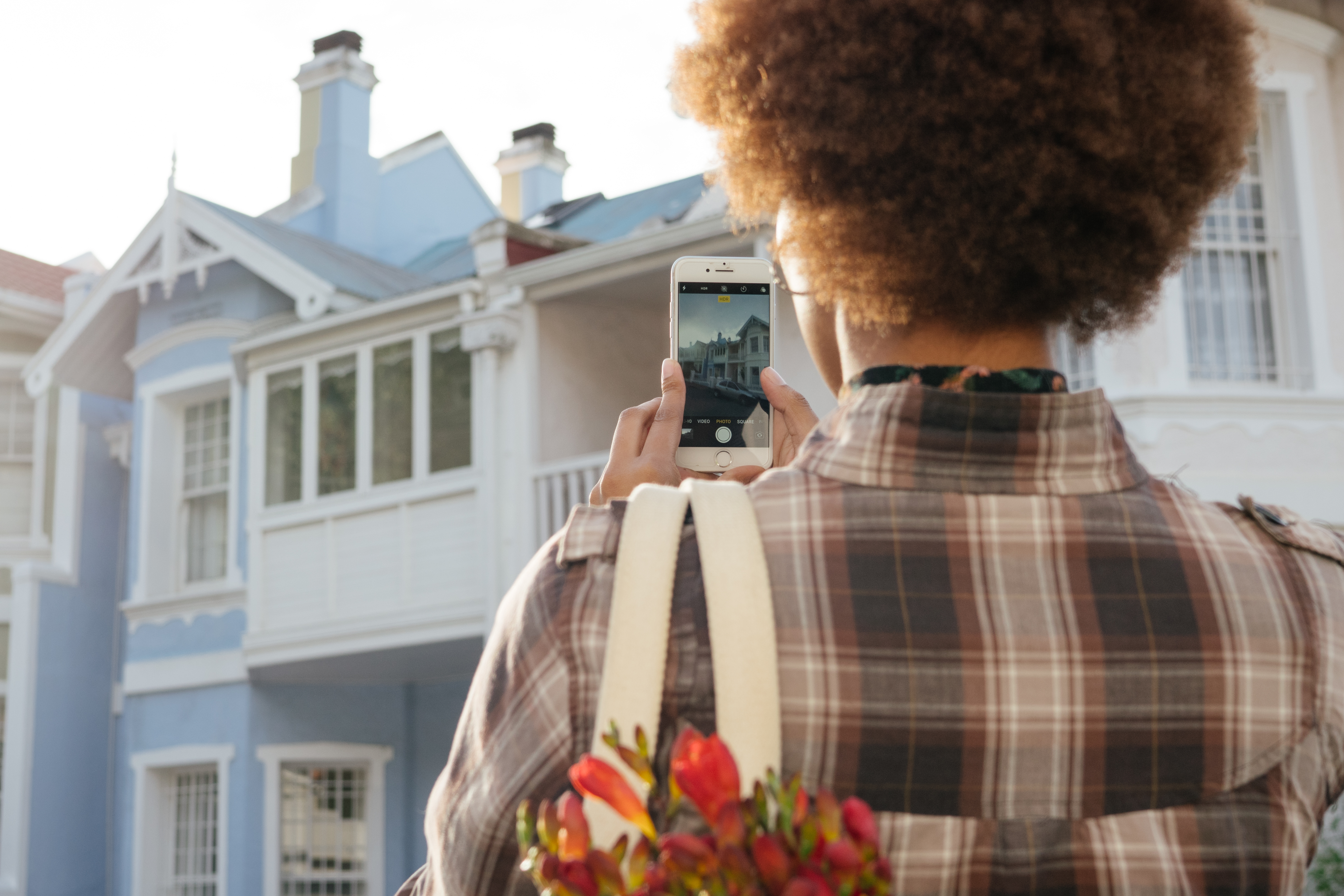5 Tips for Using Technology to Find Homes for Sale header image.