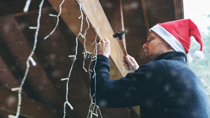 Prevent Electrical Shock, and 5 Other Safety Tips You Should Follow When Decorating for Christmas header image.