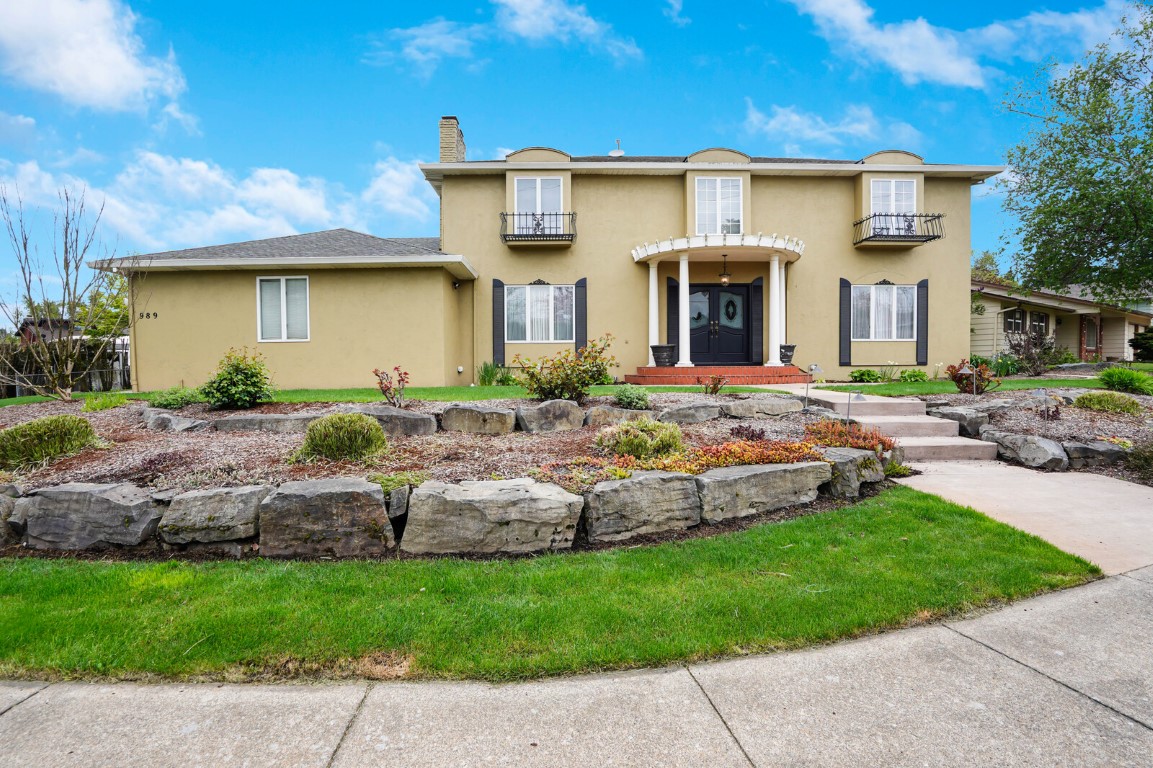 Impressive Keizer OR Neo-Classical Home! header image.