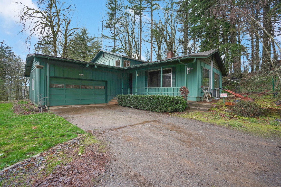 Spacious Salem OR Home on a Treed 1.25 Acre Lot Close to City! header image.
