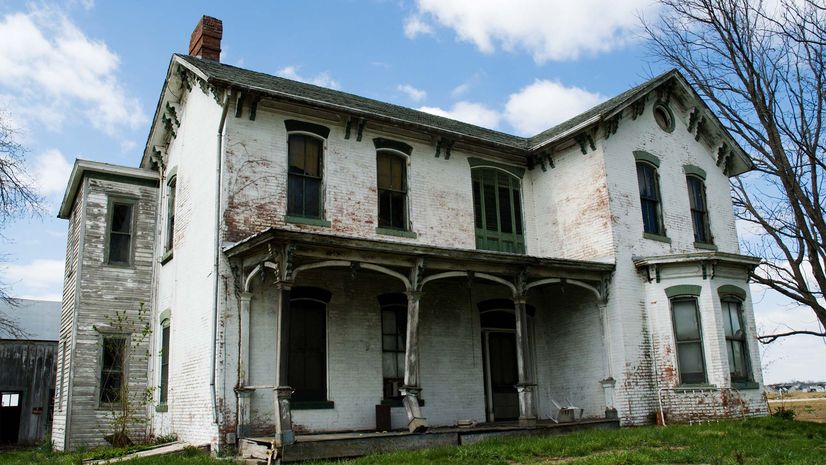 Selling a House As Is: What It Means for Buyers header image.