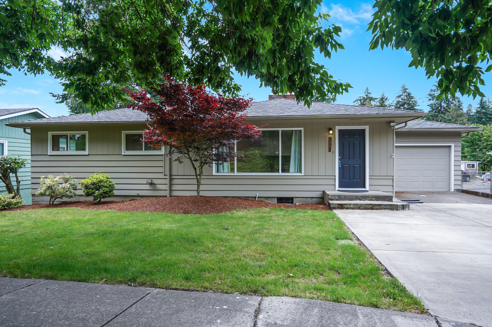 Beautiful Daylight Ranch with Dual Living Possibilities! header image.