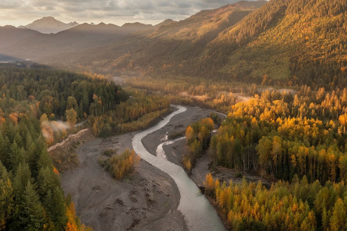 Fall Hiking in the Pacific Northwest Makes for a Colorful Getaway