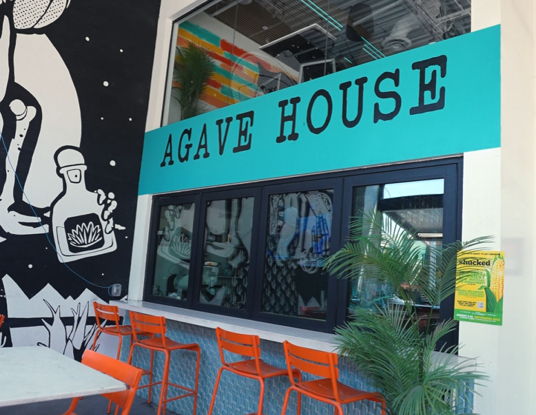 Agave House Modern Cocina: A University Gem header image.