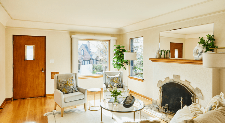 The Secret To Selling? Using an Agent To Get Your House Noticed header image.