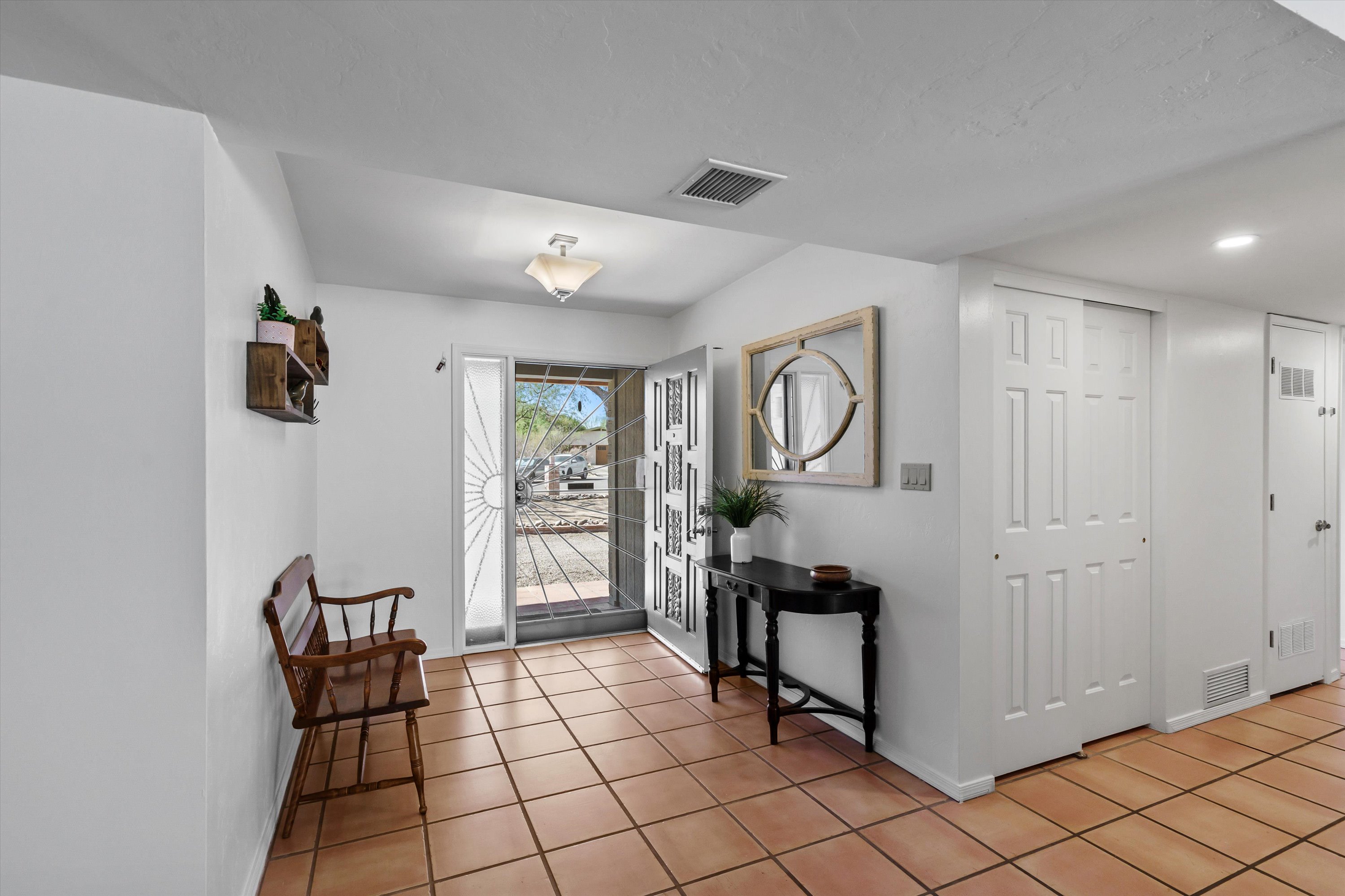 Is It Better To Rent or Buy a Home? header image.