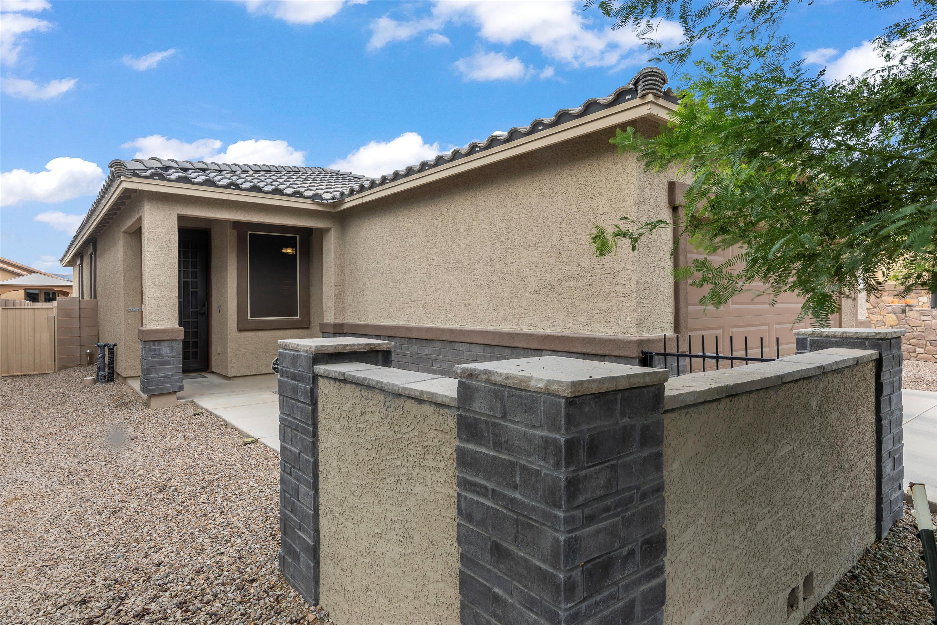 From Frenzy to Breathing Room: Buyers Finally Have Time Again header image.