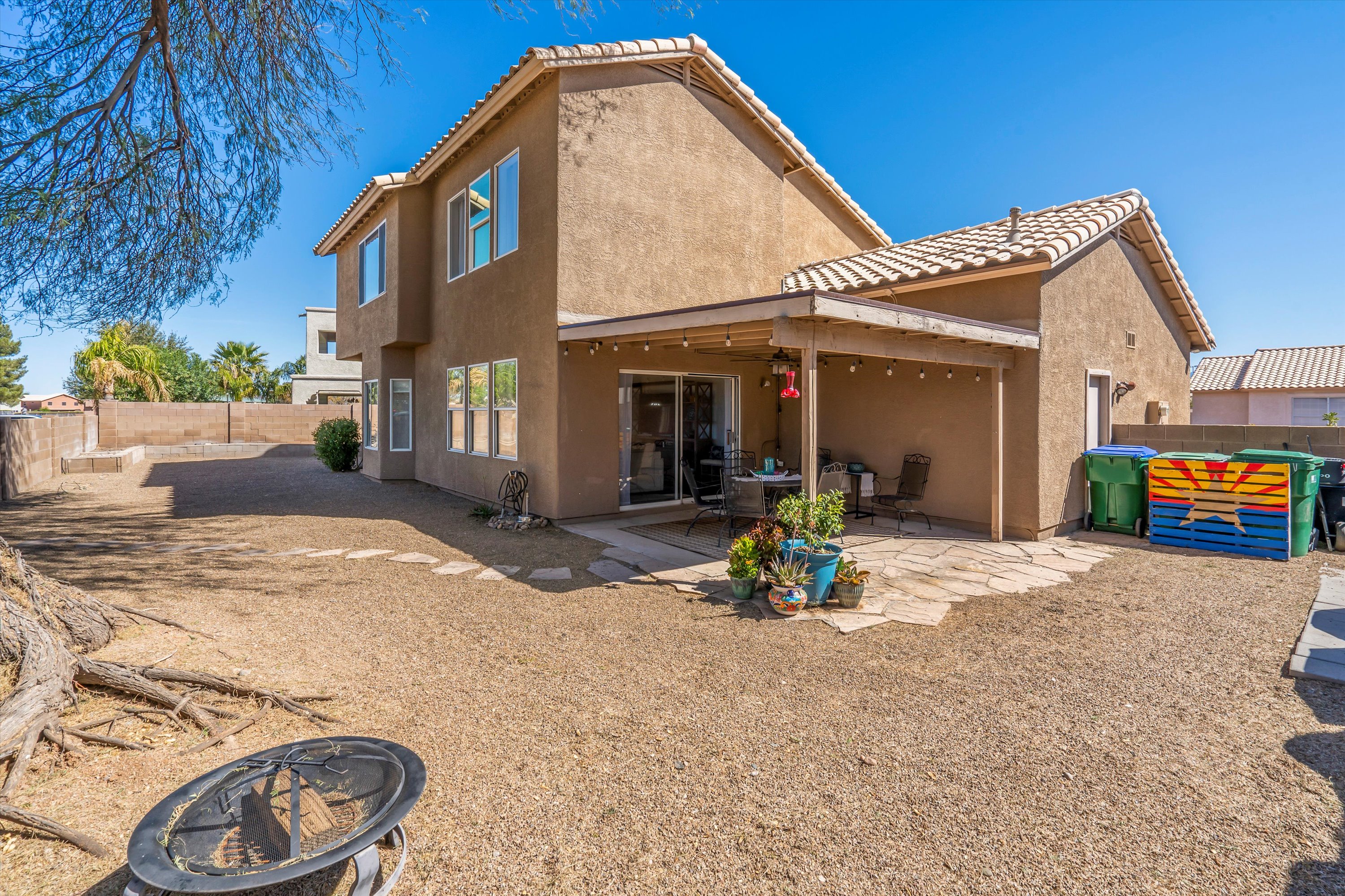 Why Some Homes Sell Faster Than Others header image.