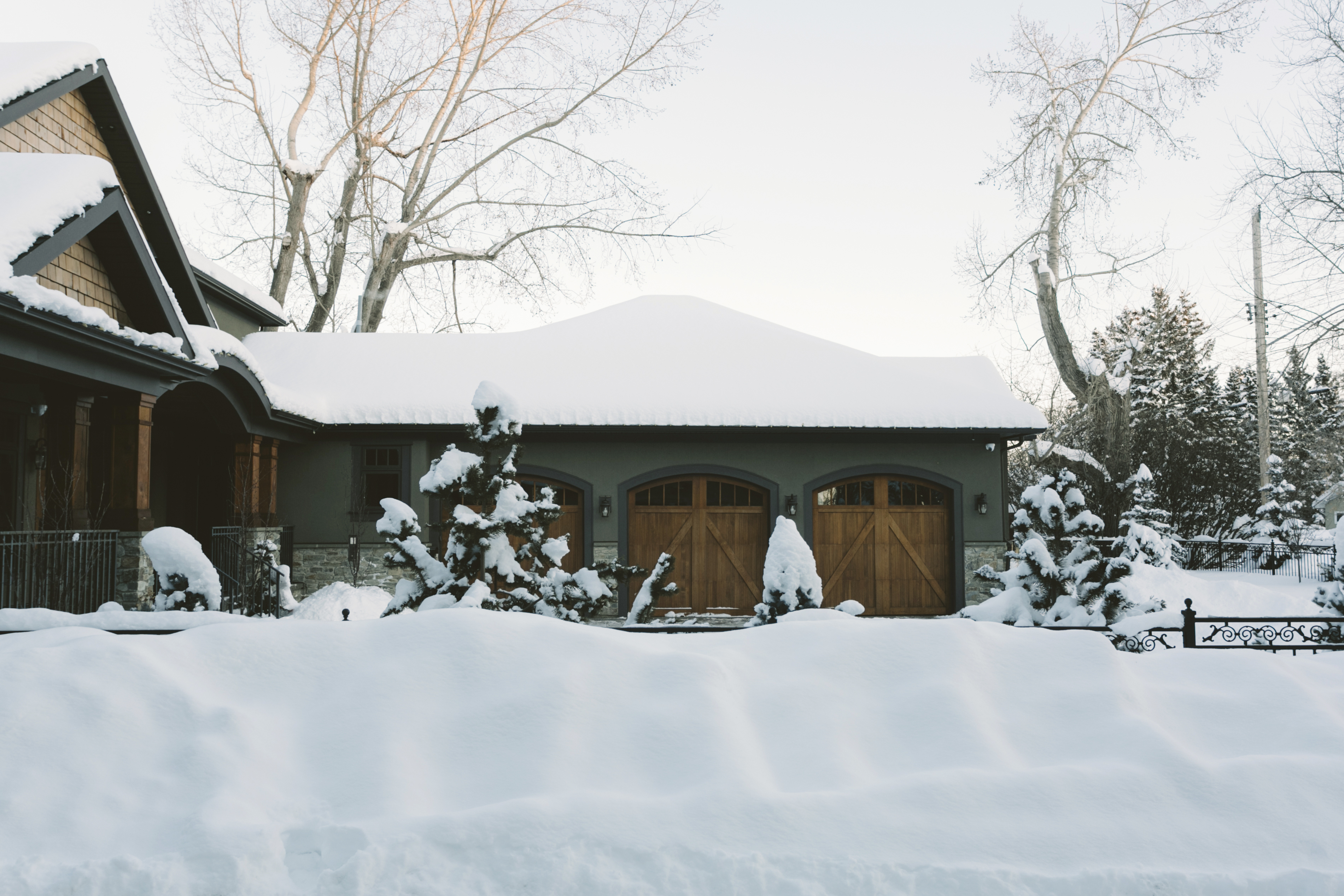 Winter Real Estate Market Trends header image.