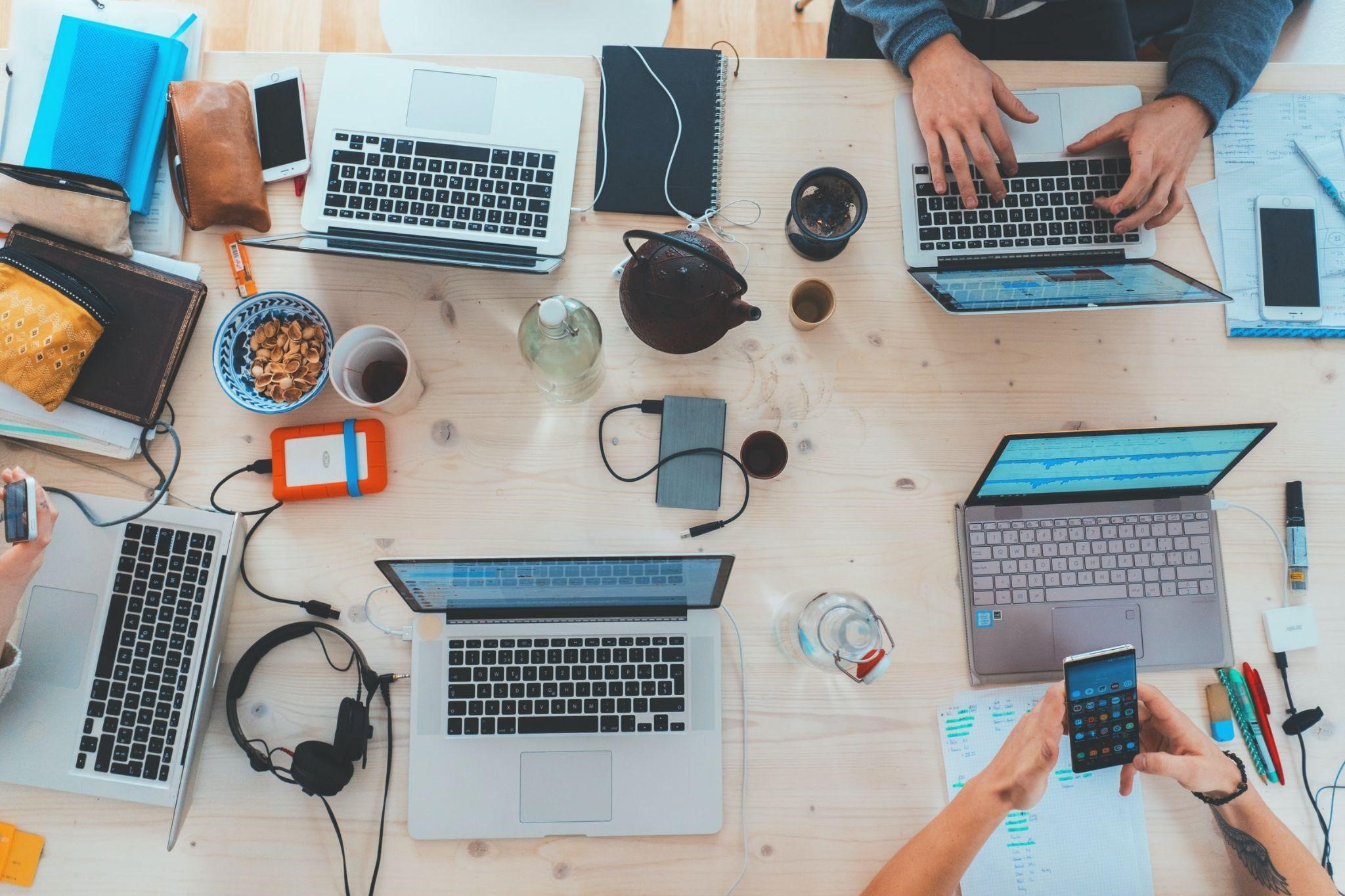 Why (and How) to Go Paperless as a Business header image.
