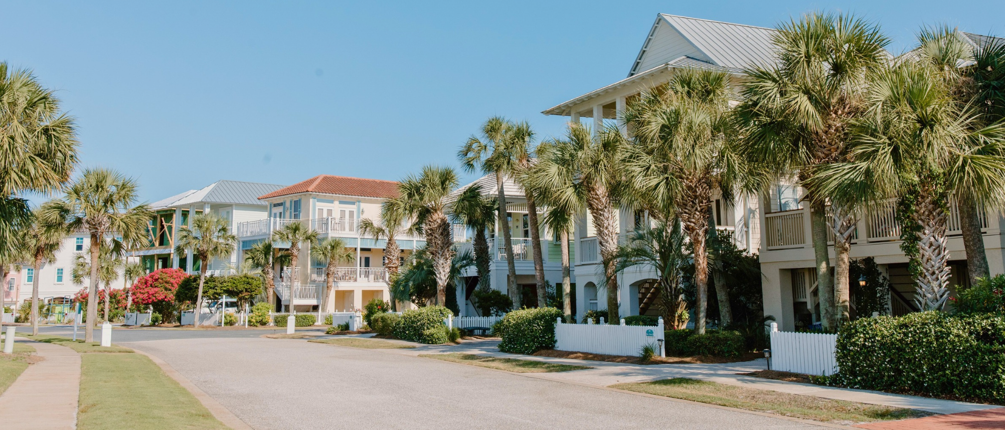 Coastal homes illustrating factors that affect Jacksonville Beach home pricing