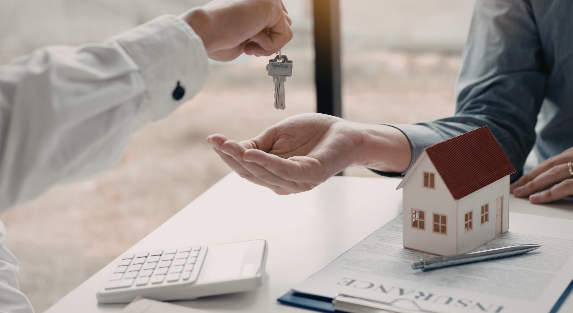 How to Sell a Home Without a Realtor in Orange County — And What to Consider header image.
