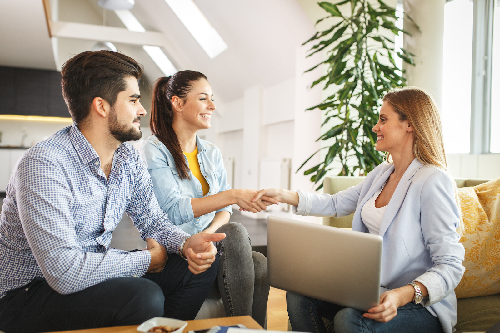 Homeowner Tips & Tricks: Closing Costs header image.