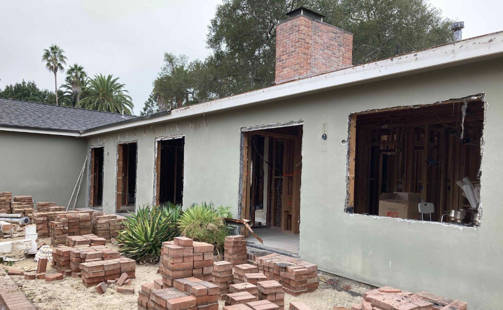 Deconstruction Versus Demolition header image.