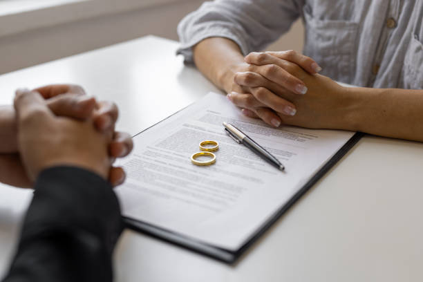 Selling a Home During a Divorce: What North Idaho Homeowners Should Know header image.