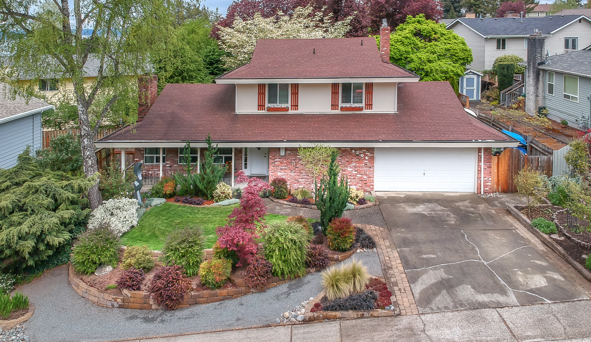 Twin Lakes Federal Way Home for sale header image.