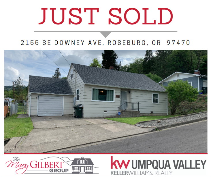 2155 SE Downey Ave: Charming Four Bedroom Home in Eastwood! header image.