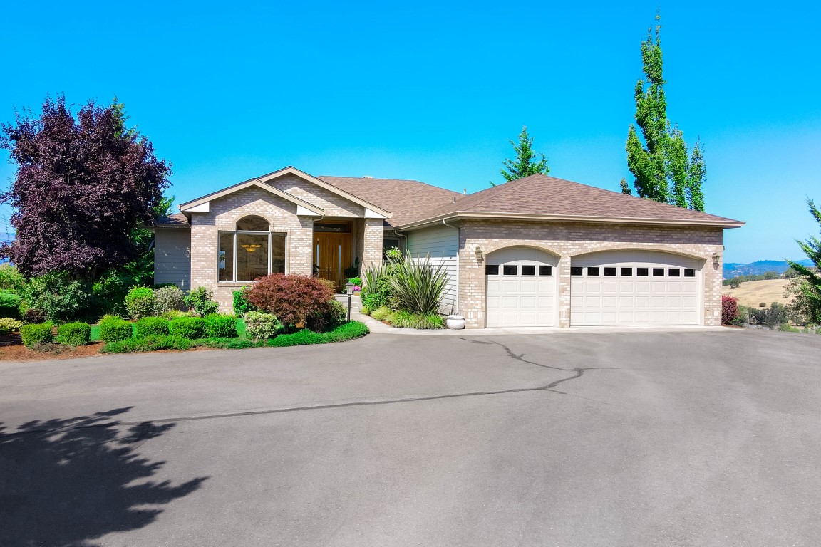Luxurious Garden Valley Home with Beautiful Views! header image.