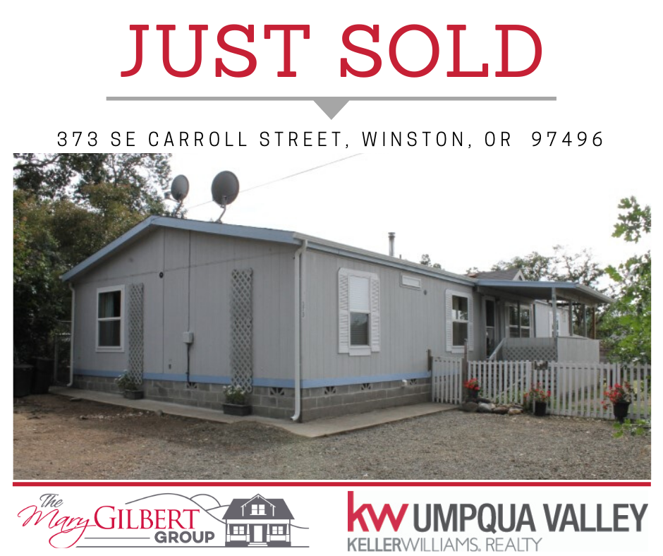 373 SE Carroll St: 5 Bedroom Home Perfect for Your Growing Family! header image.