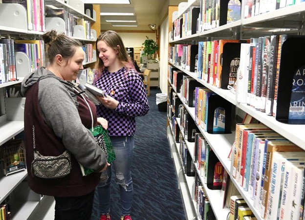 Exploring Roseburg Oregon: Virtual Book Exploration header image.