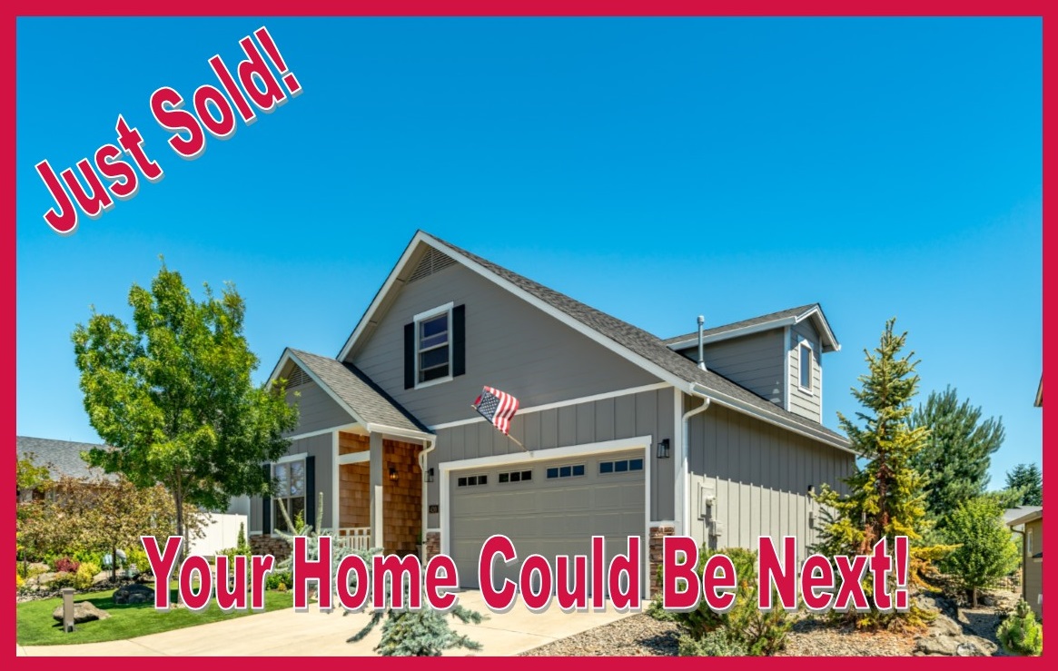 430 Backwater Loop: Updated Home in Gated Golf Community! header image.